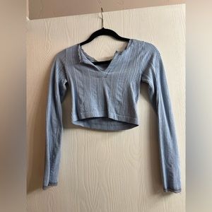 Women’s long sleeve crop top